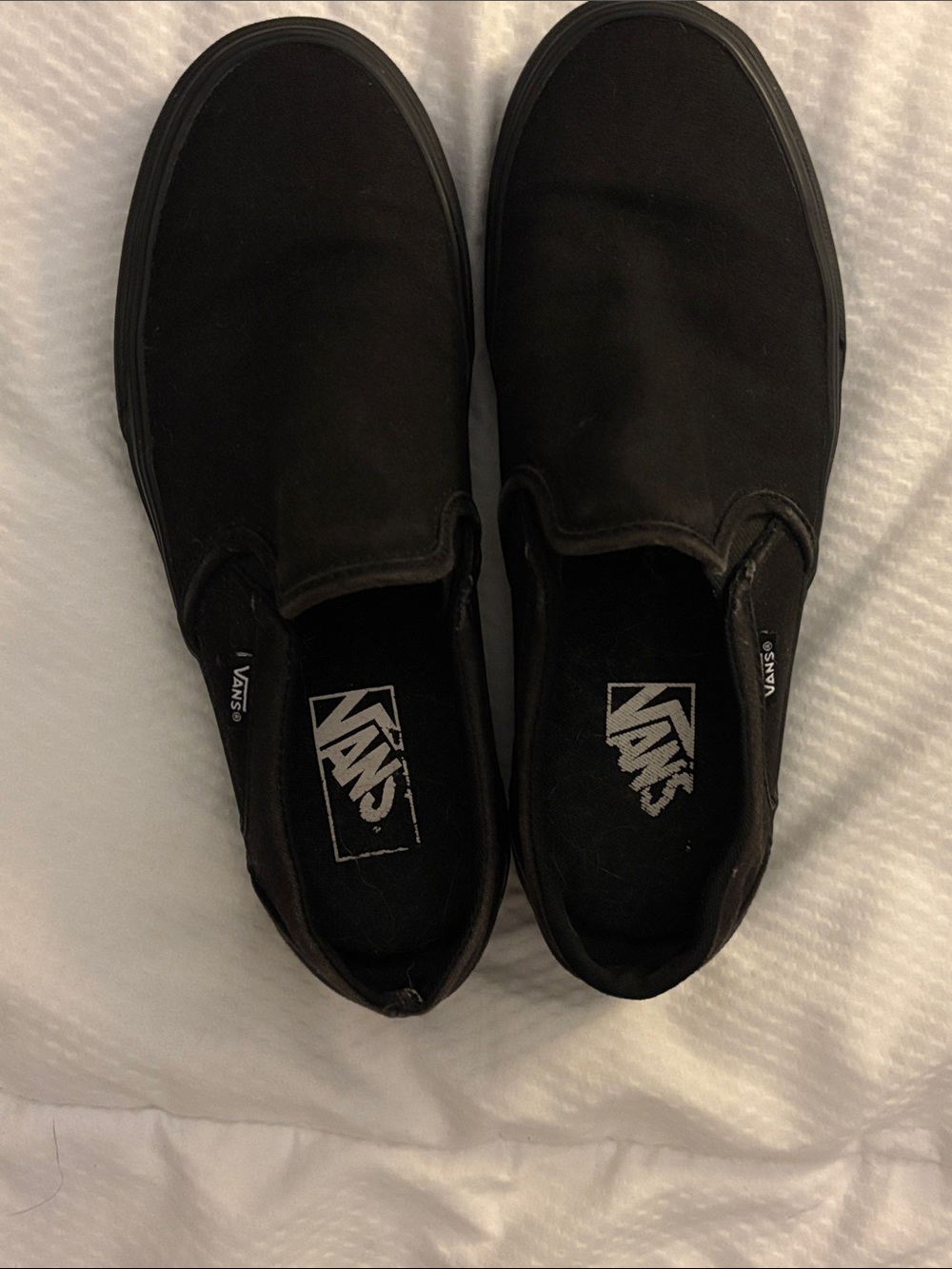 Vans Classic Slip-On Triple Black Slip-On Sneakers